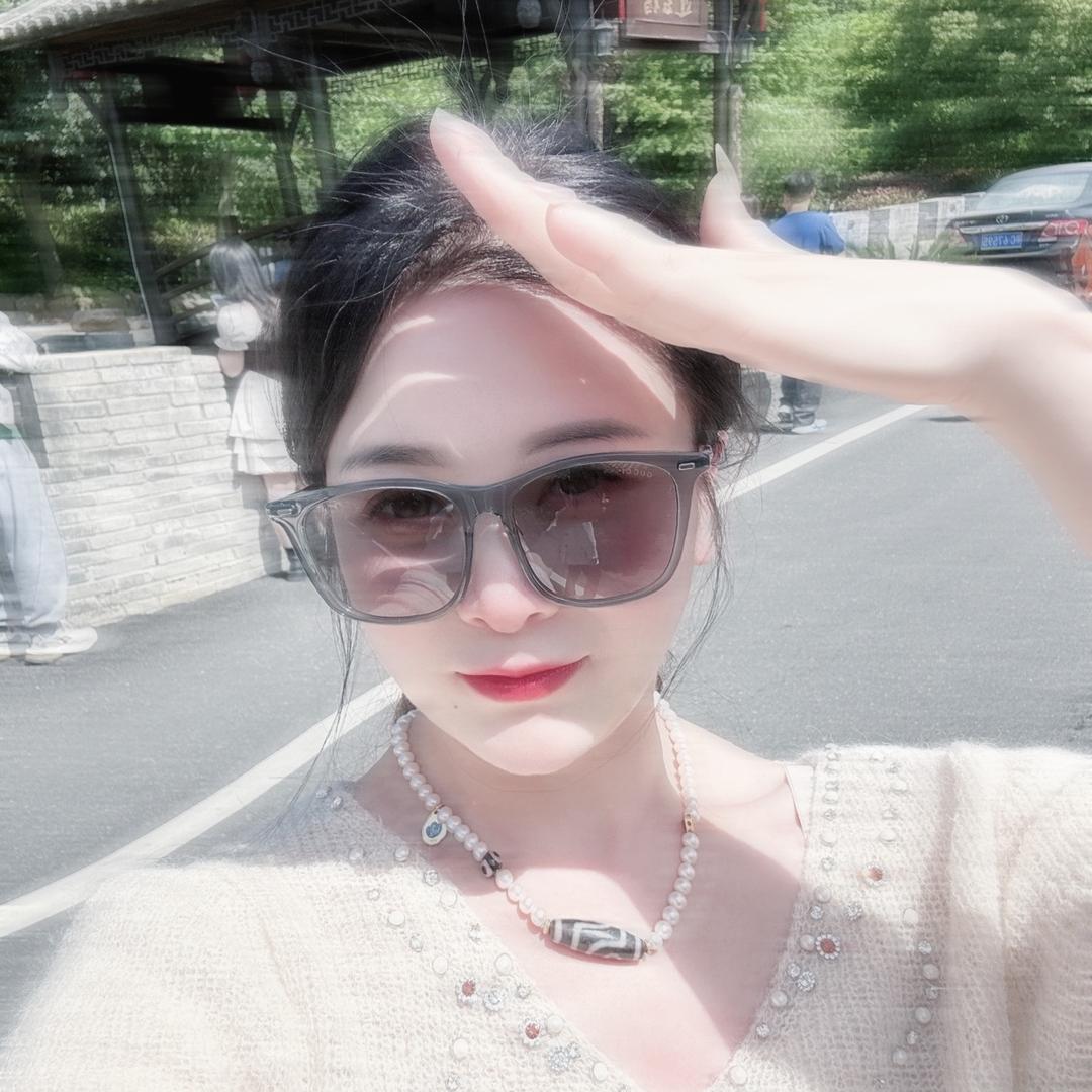 莹莹吃不胖