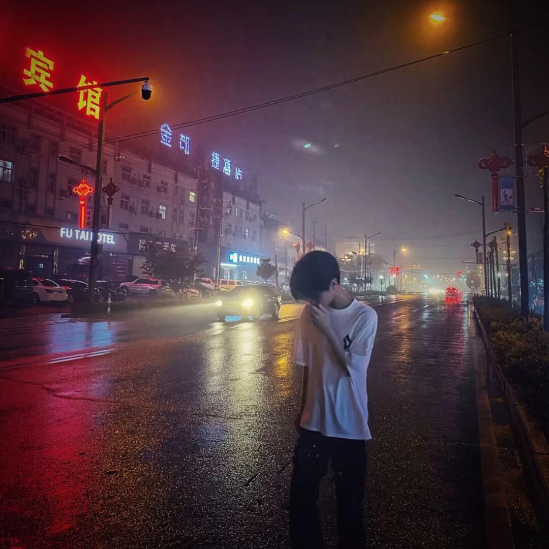 夜宴国际酒吧