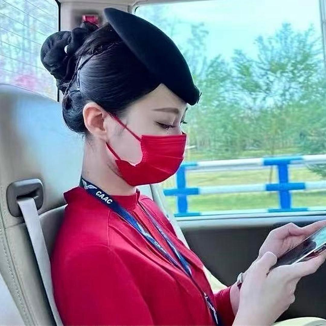 空乘千千✈️已落地