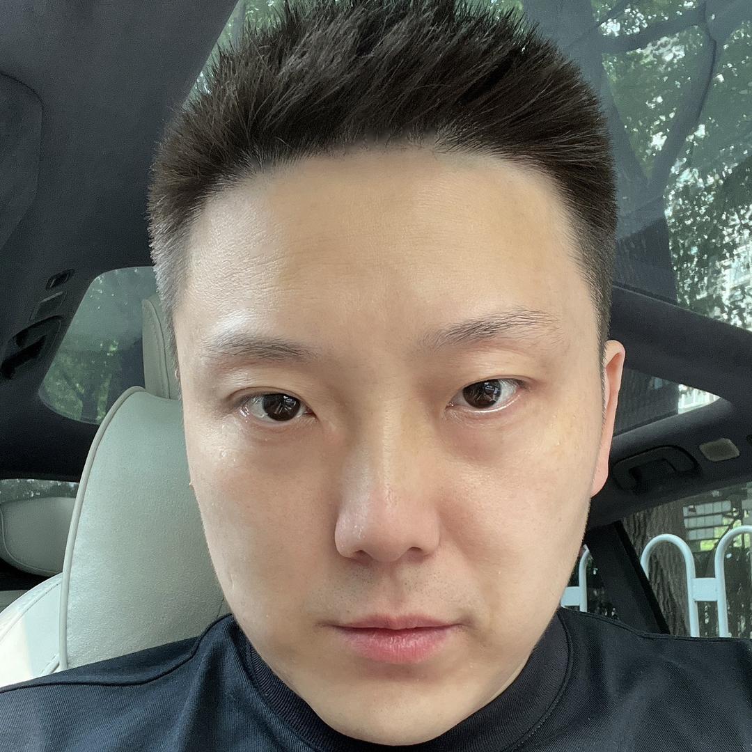 超超爱玩车