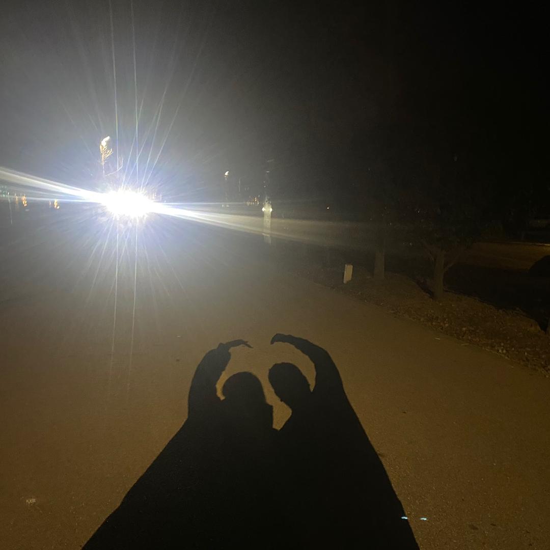 C. c 🔅