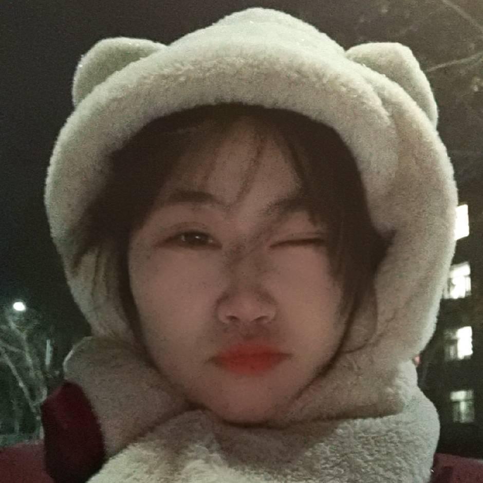 里里吃什么