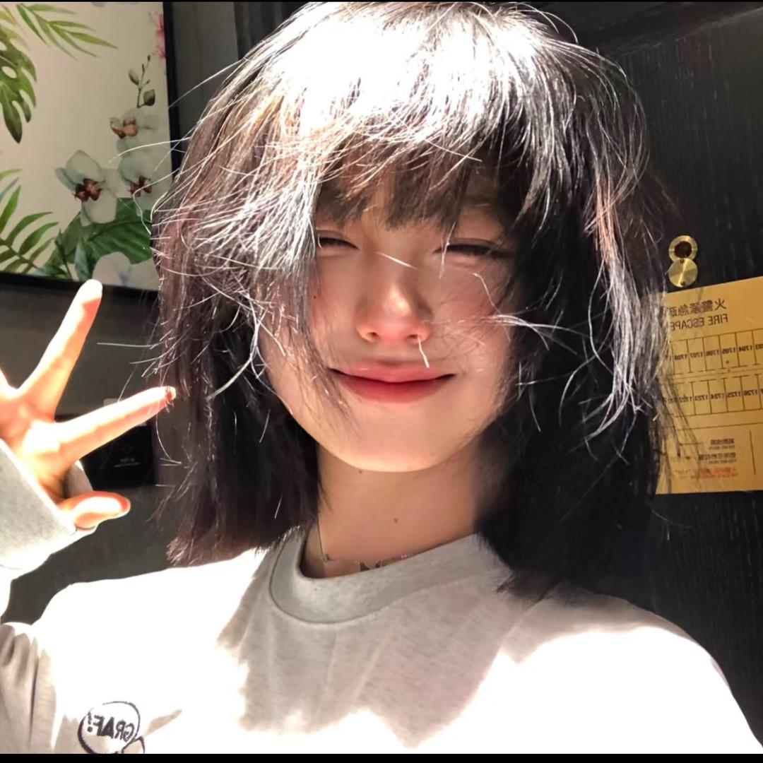 华玺玺.（见过华晨宇版❤️）