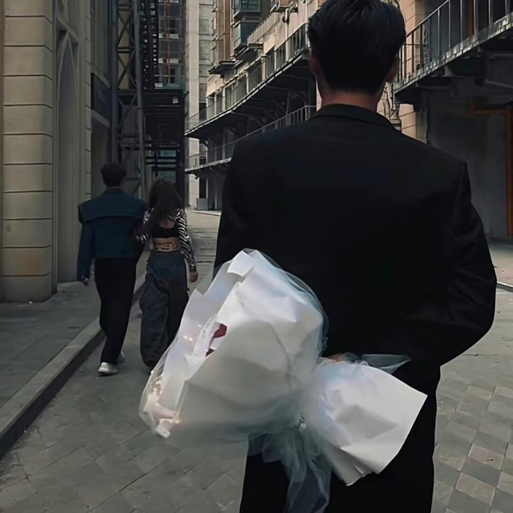 “人间十三月”💫