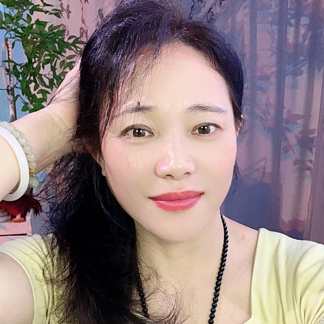伍一玲