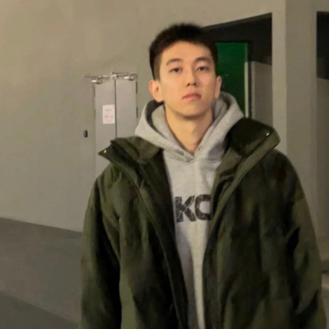 阳光开朗大帅哥