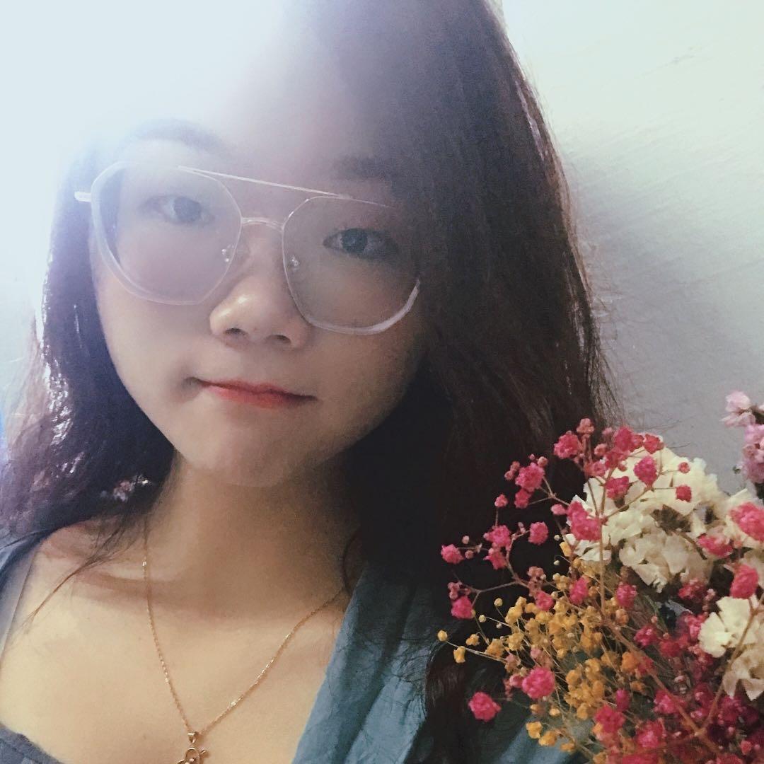 普宁市池尾彩装服装店