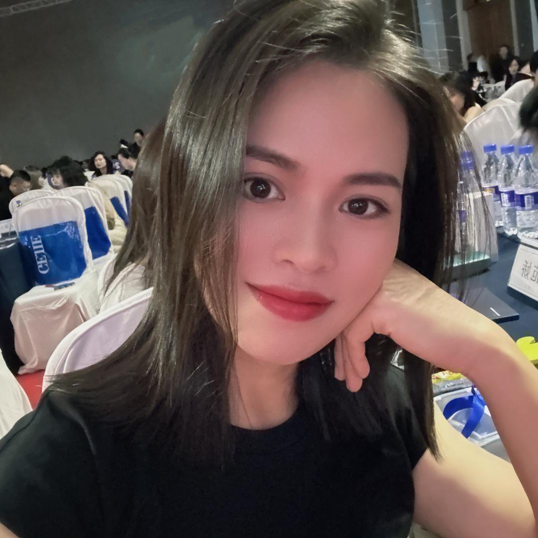 宜宾禾田田女装