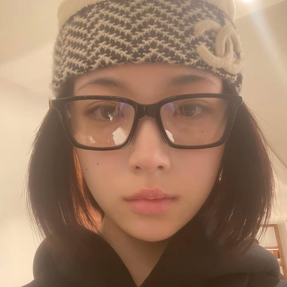 真奈子丹