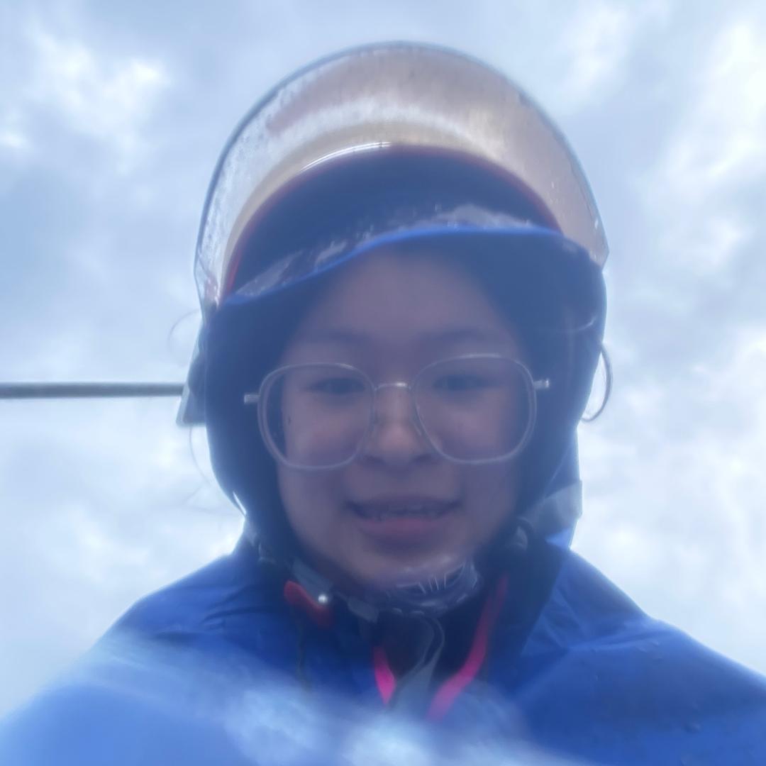 拉屎超快且顺畅的美少女壮士