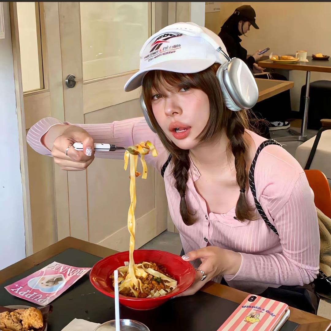 化妆师 格格