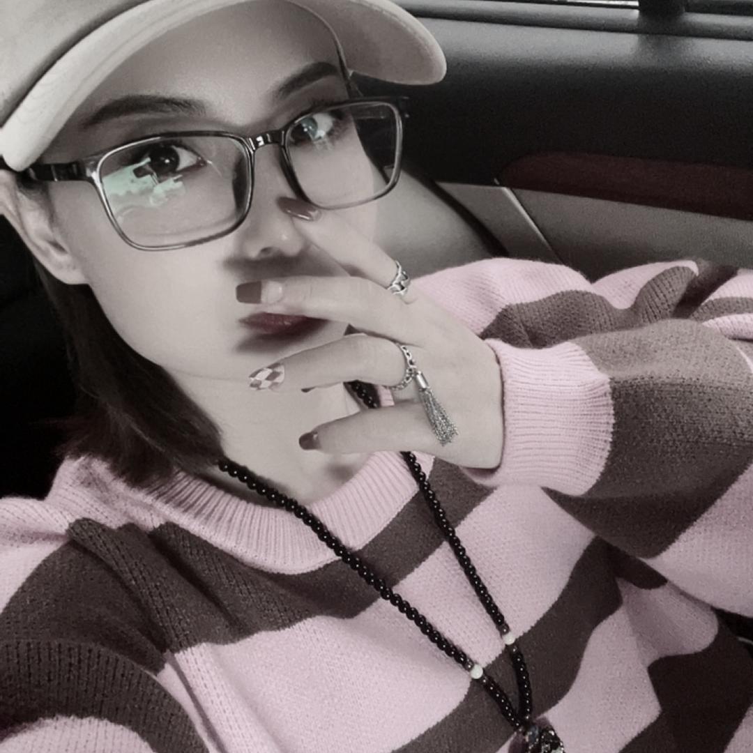 🧢ྀི嘿，超姐