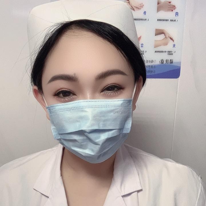 大嘴👄护士