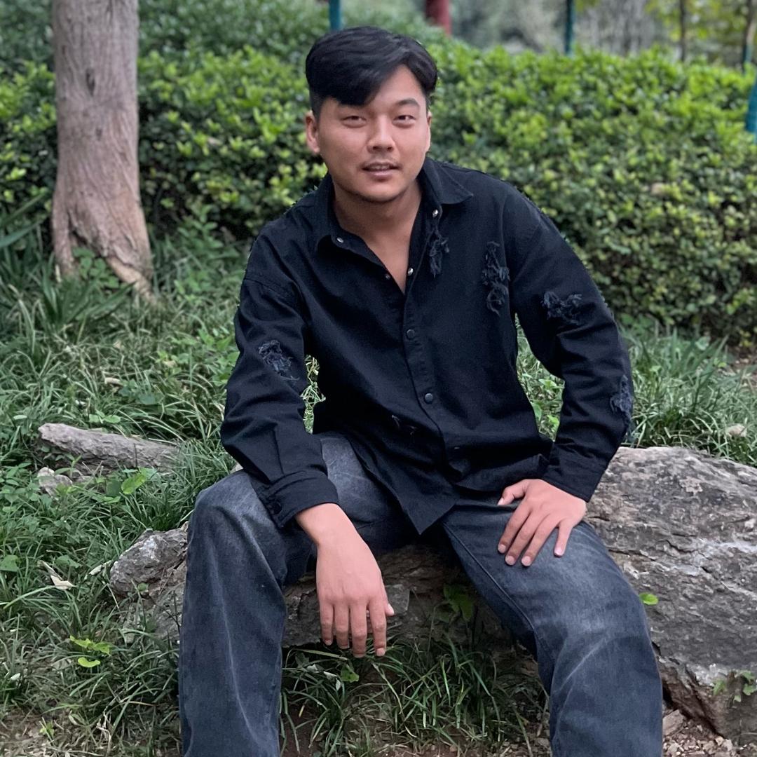 杨大侠（奋斗💪）