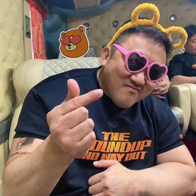 尊敬的屎壳郎女士