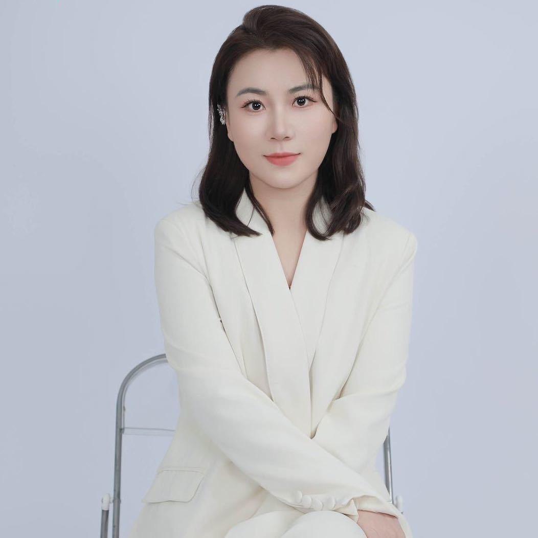 来三亚做眉毛就找吉利————恋姿魅