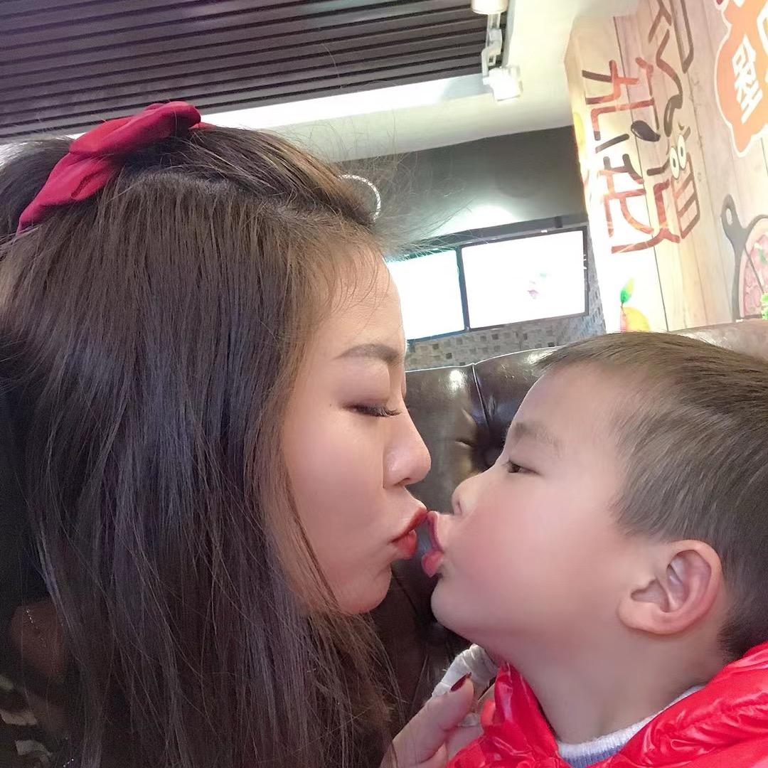 小胖妞  ᥫ᭡