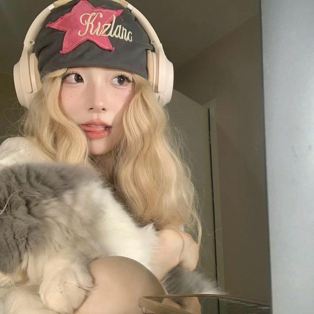 性感大蟑螂🍞
