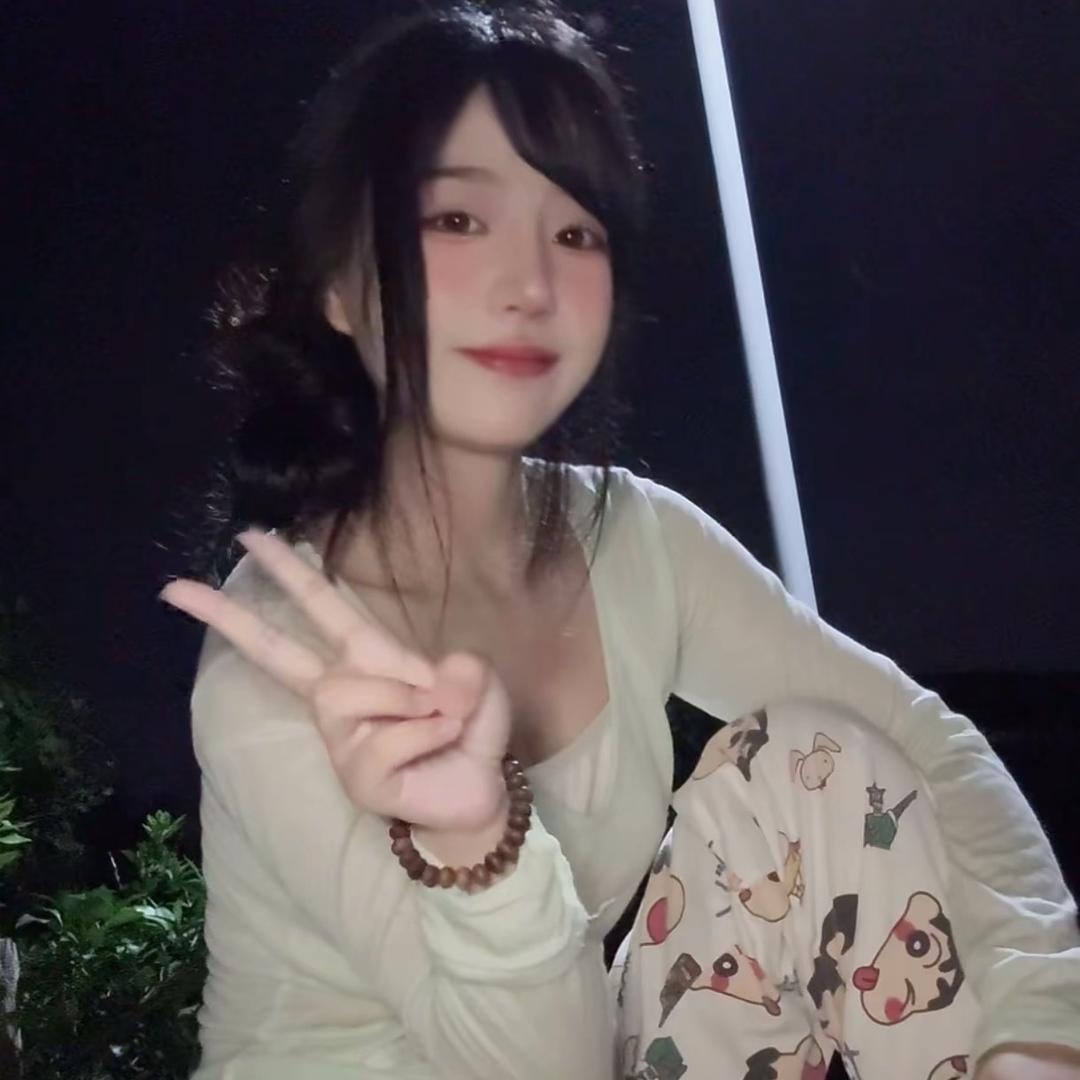 小浔同学（墨镜回刮哇）