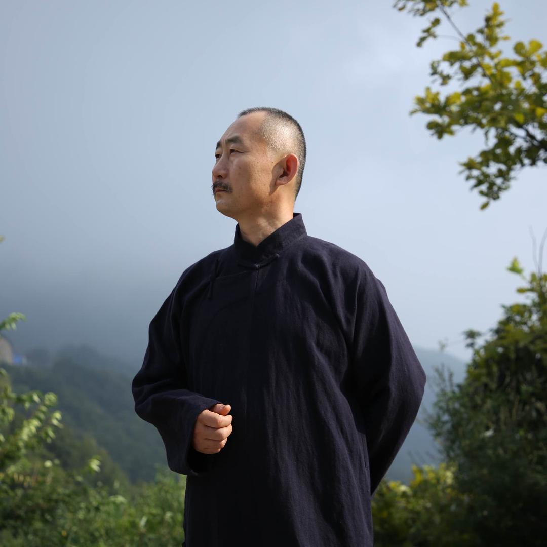 慈航布衣
