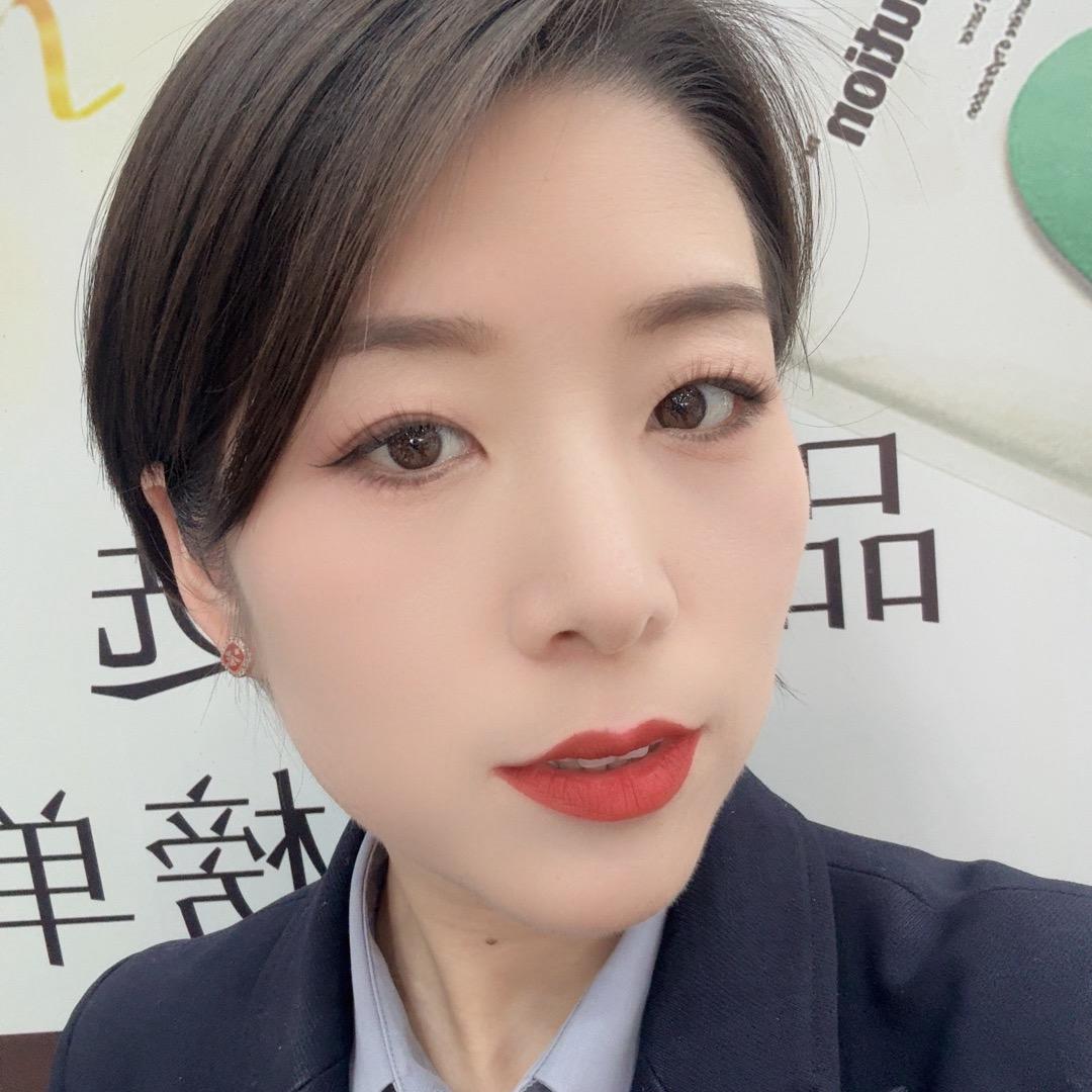 皇冠化妆品 金艳杰