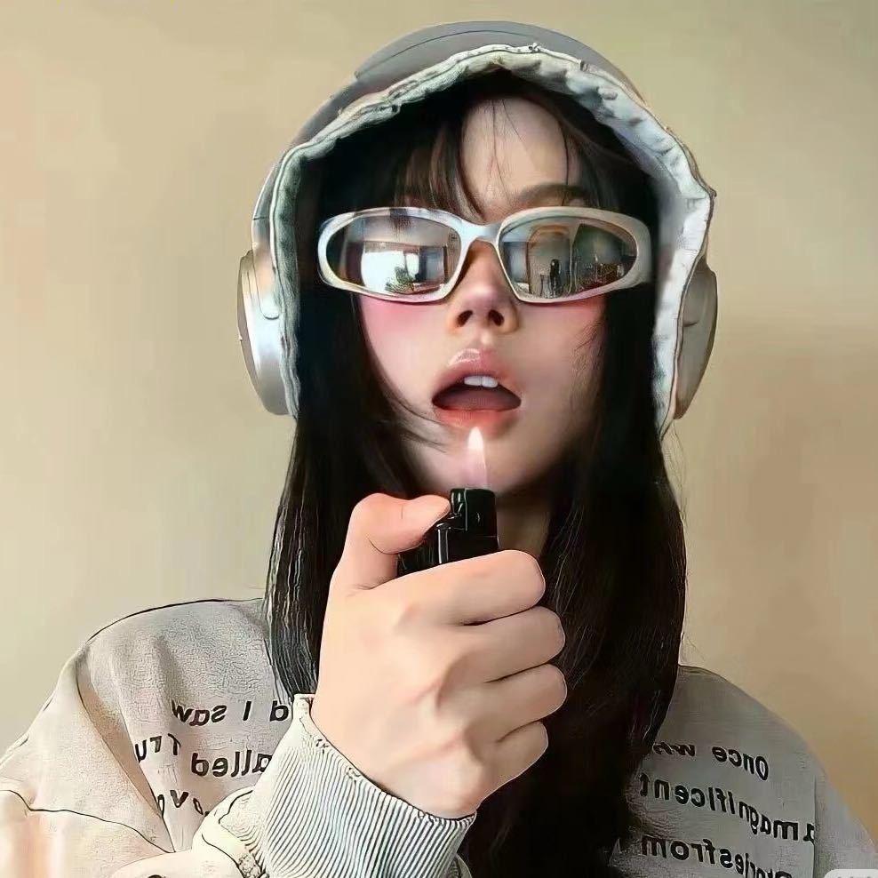 爱八卦的好奇怪🤔