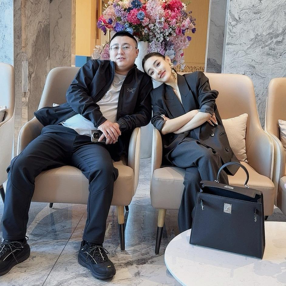 侬万服饰名品 （日常号）