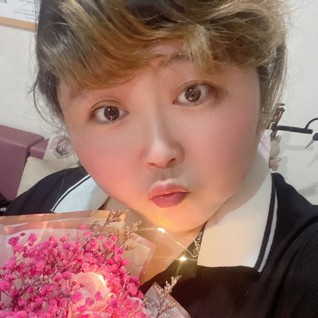 周胖胖