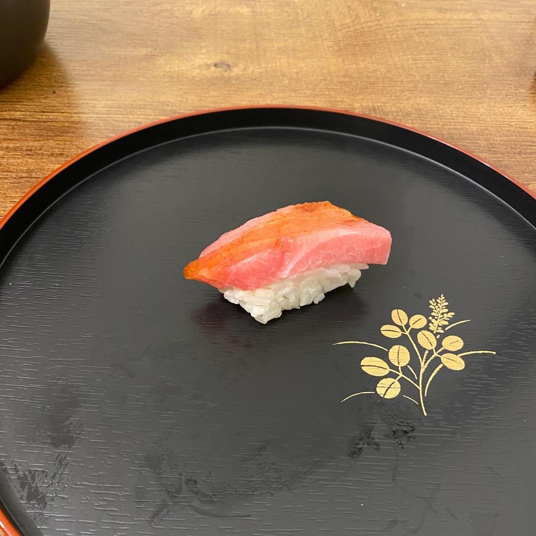 看不见的头