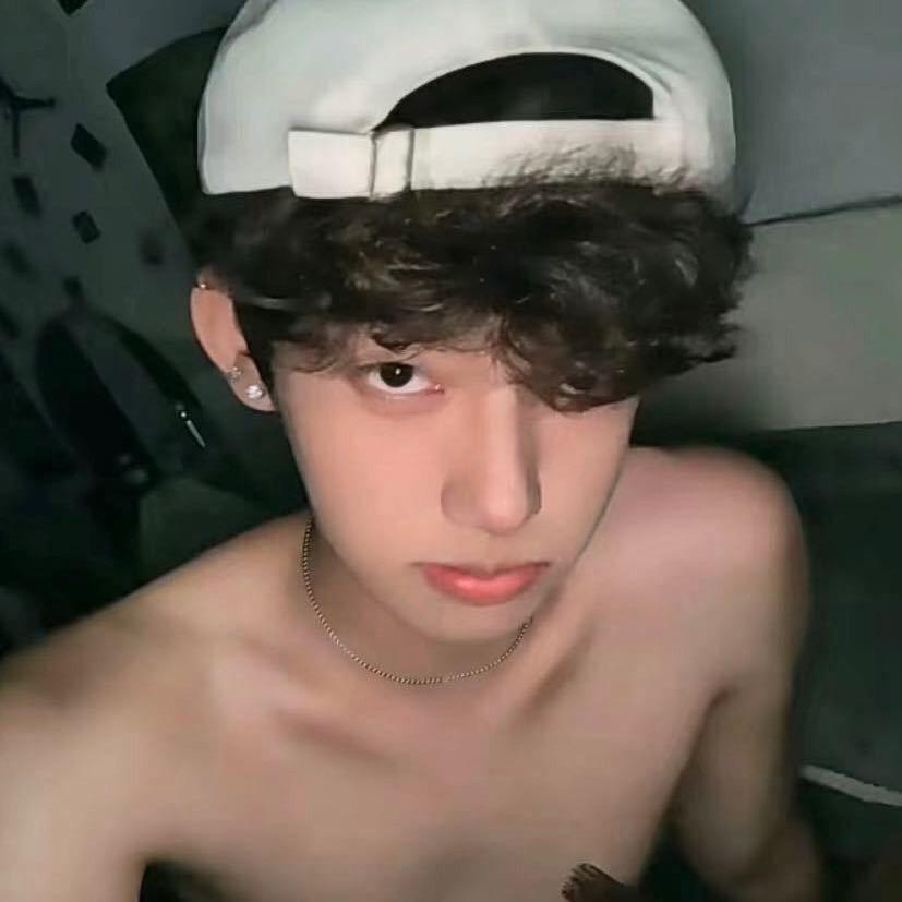 沉默寡言的男人