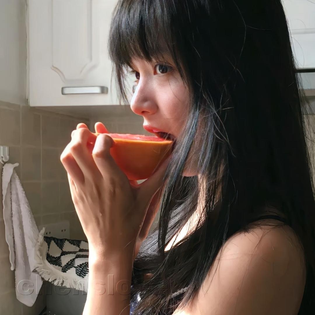 不是美女好烦啊