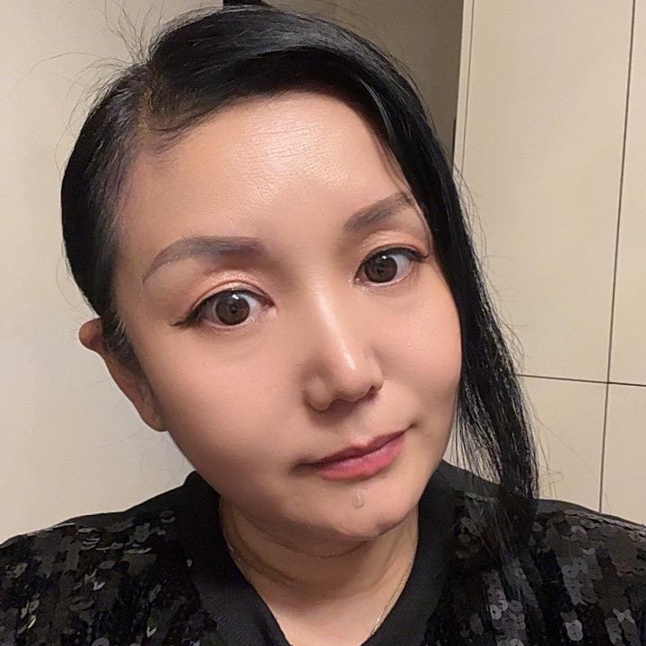 是爱丽呀