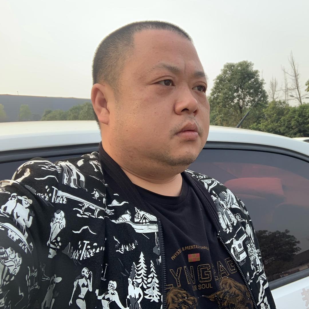 彭县教你开车的勇哥
