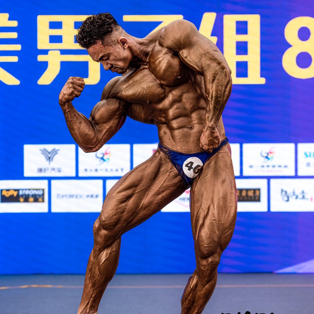 陈馆长健身