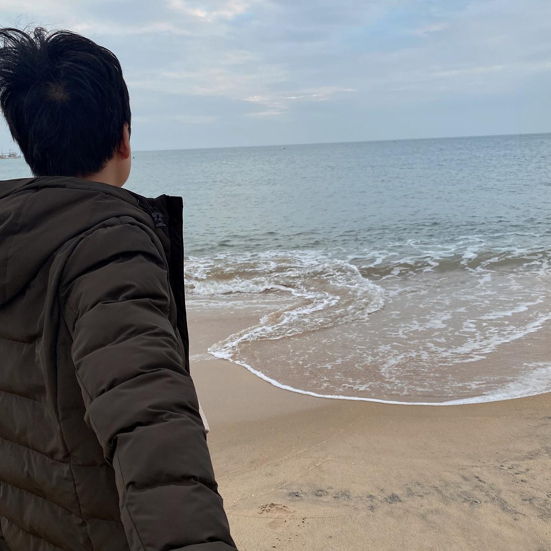 爱唱歌的80后大叔