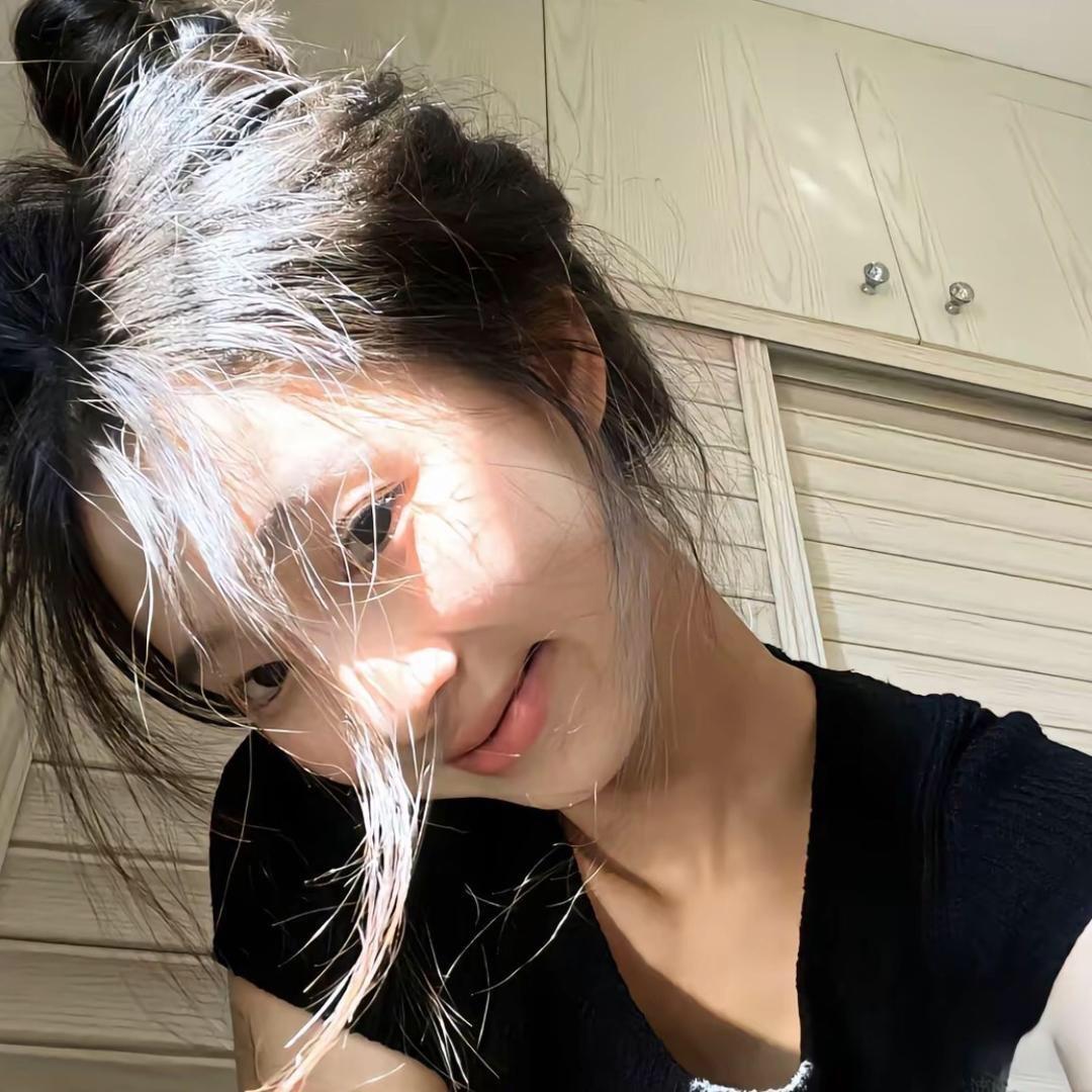 小香女士：