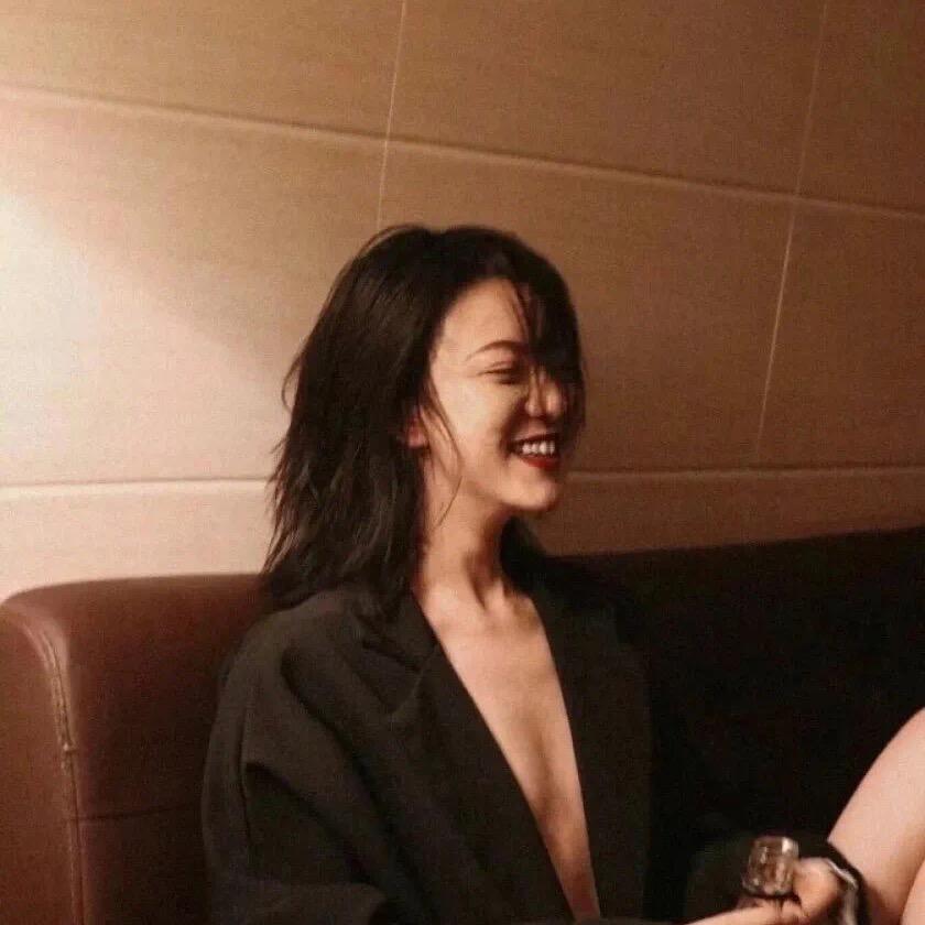 Y。