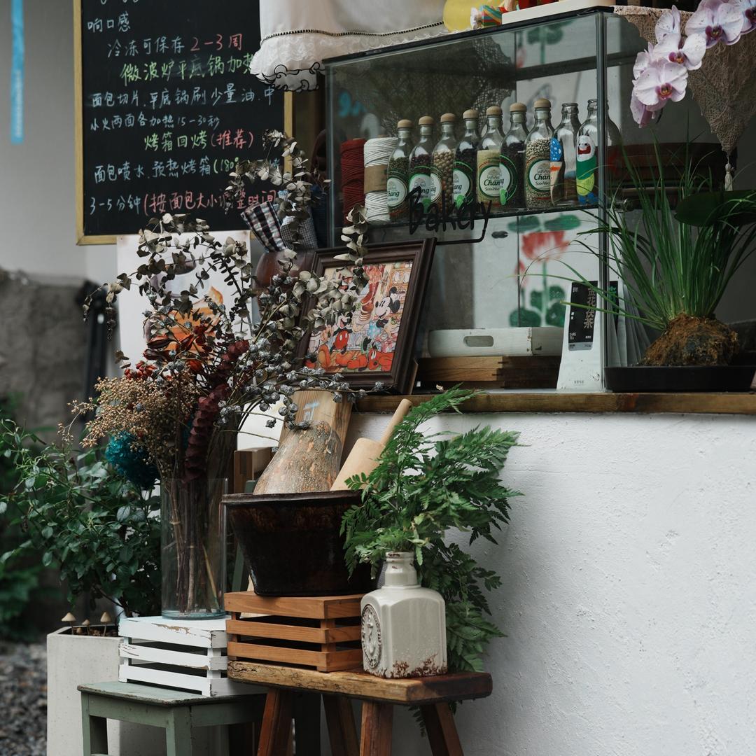 五柳春山崖壁民宿