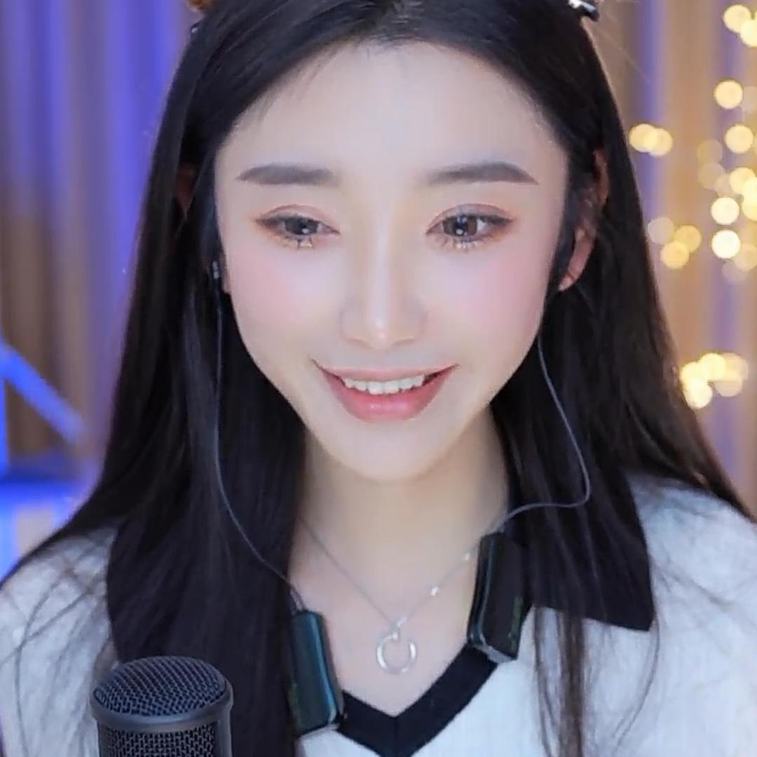 芳芳服饰