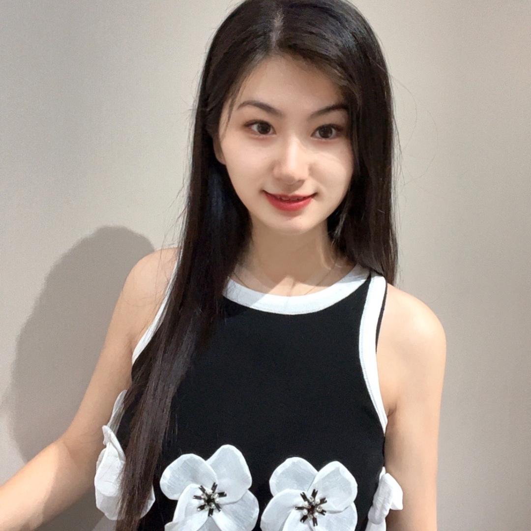 二小万