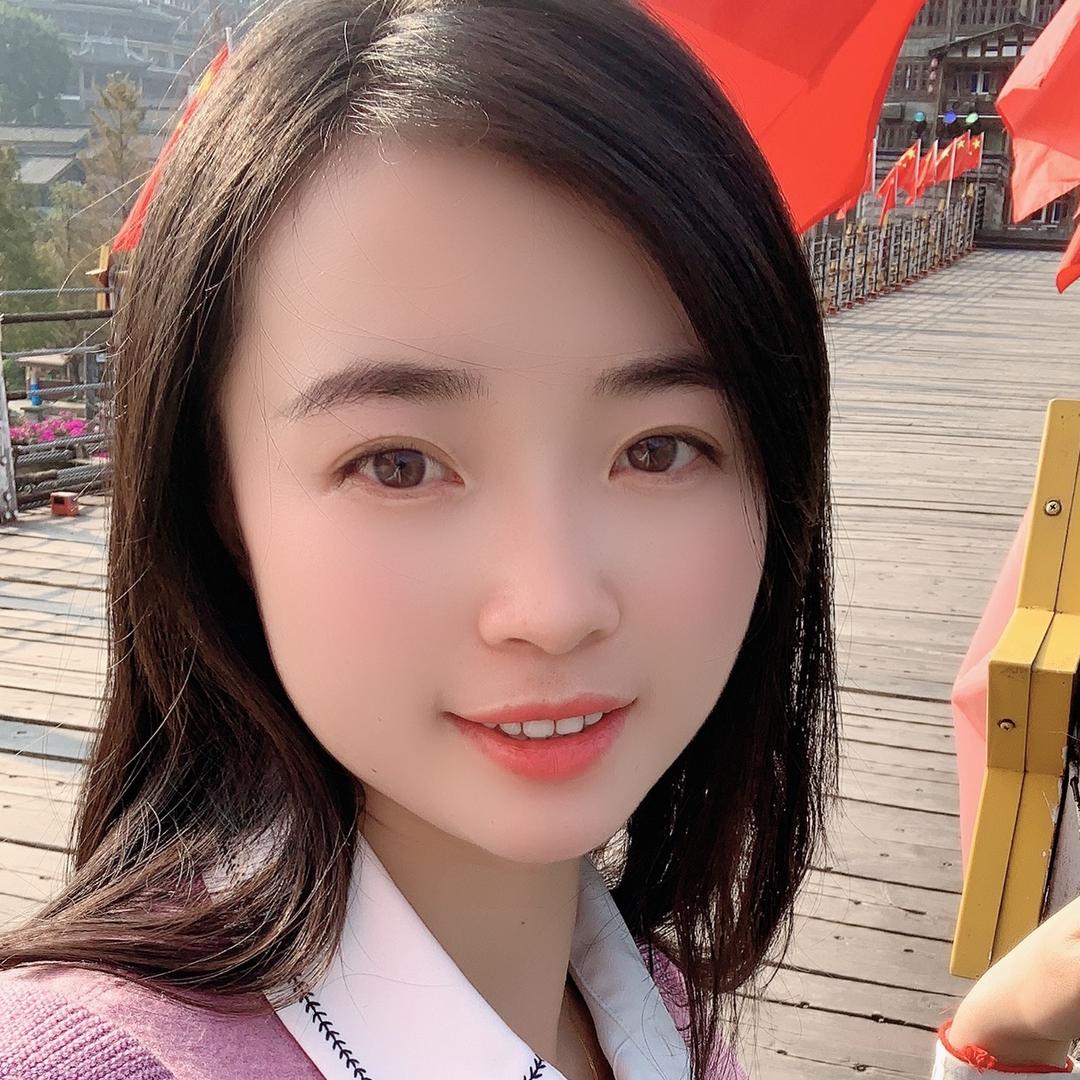 茅台镇 任果果