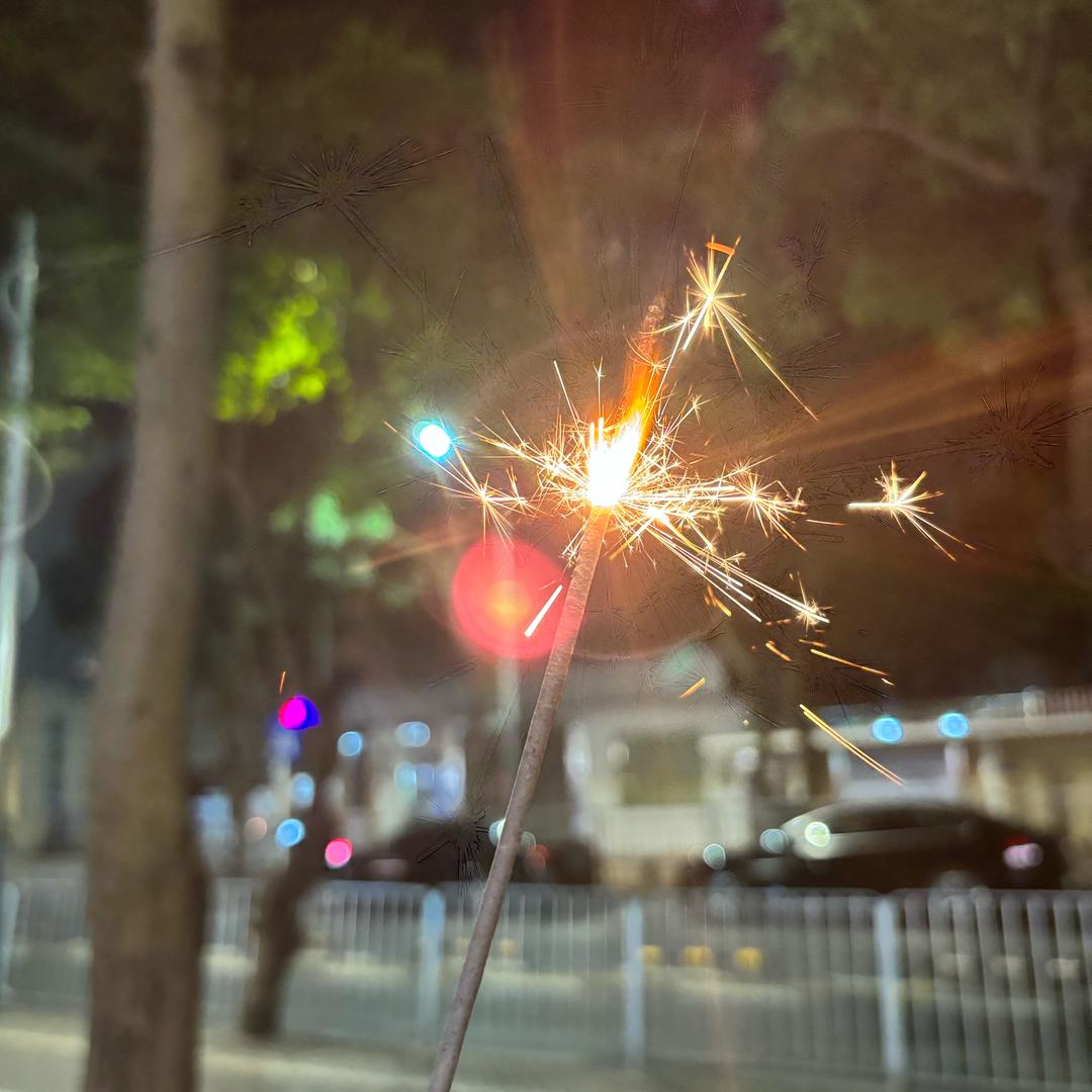 不自律的小吴