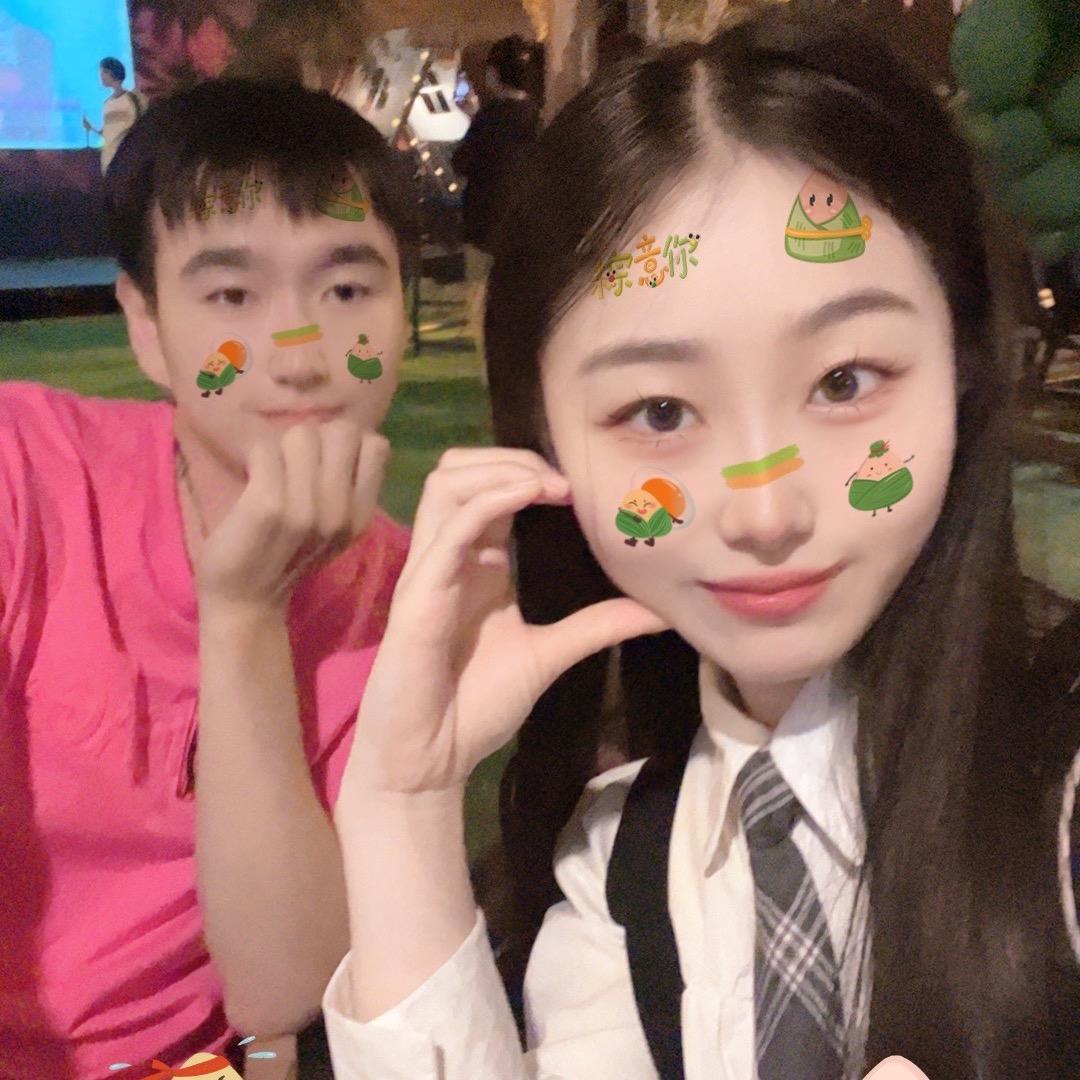 我的丽丽爱吃🍅