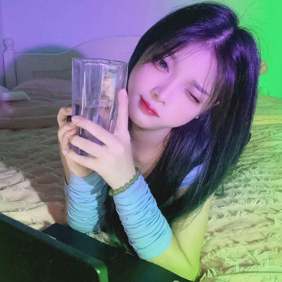 可爱的邓宝宝🌸