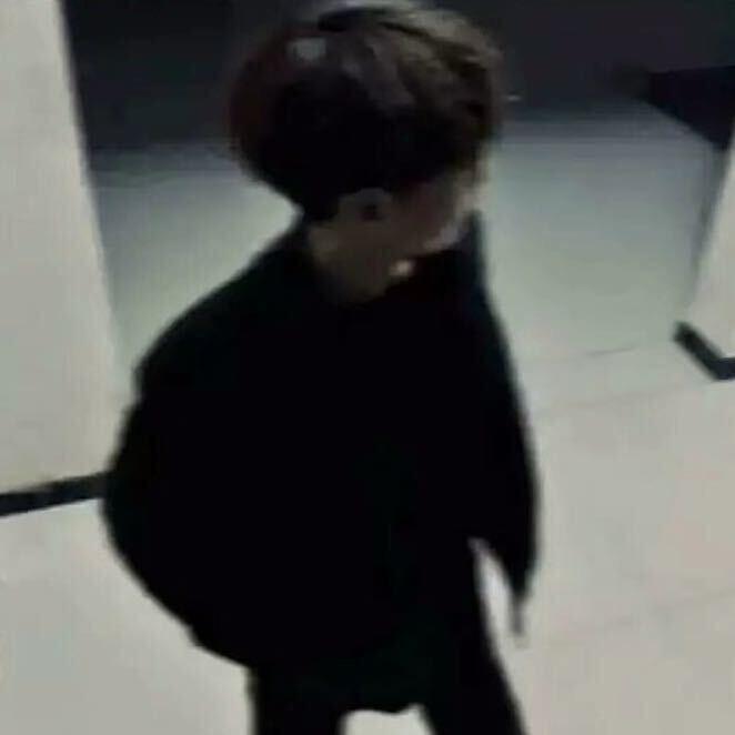 250927
