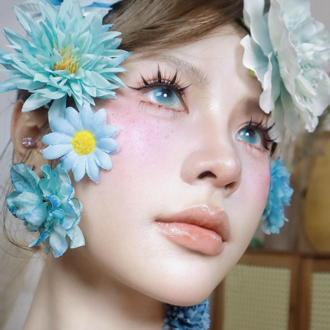 小鱼菜菜化妆造型