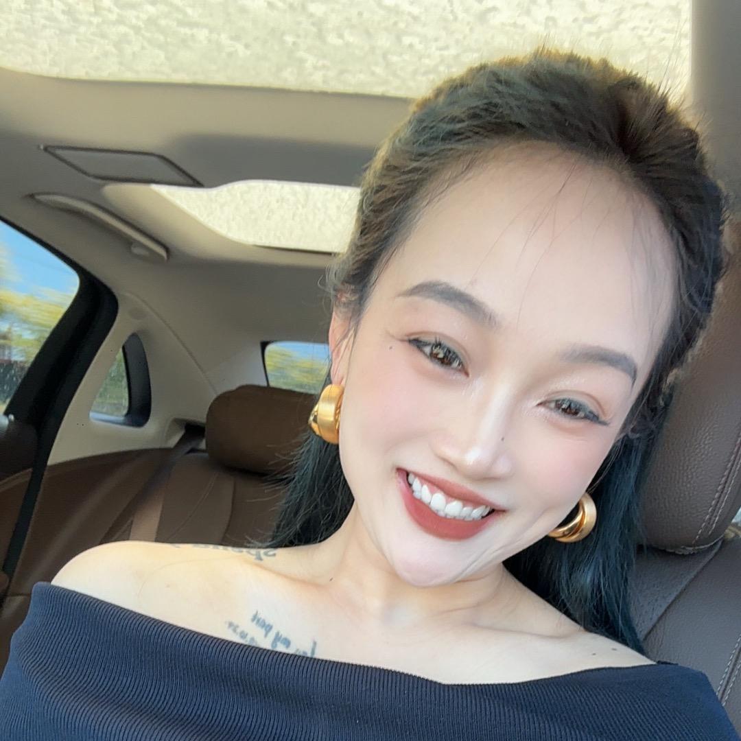 魏县米思鞋帽服饰门市