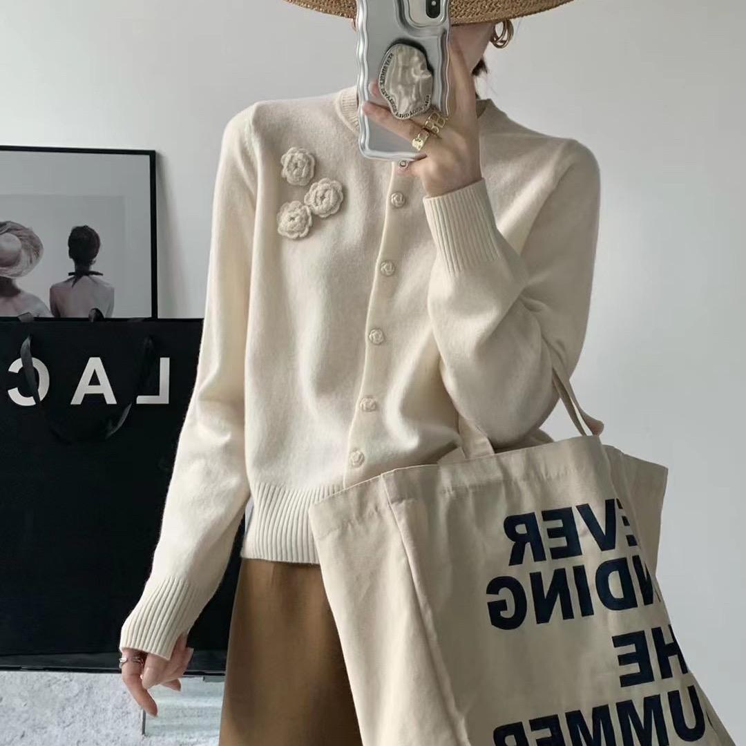桐晨秀服装
