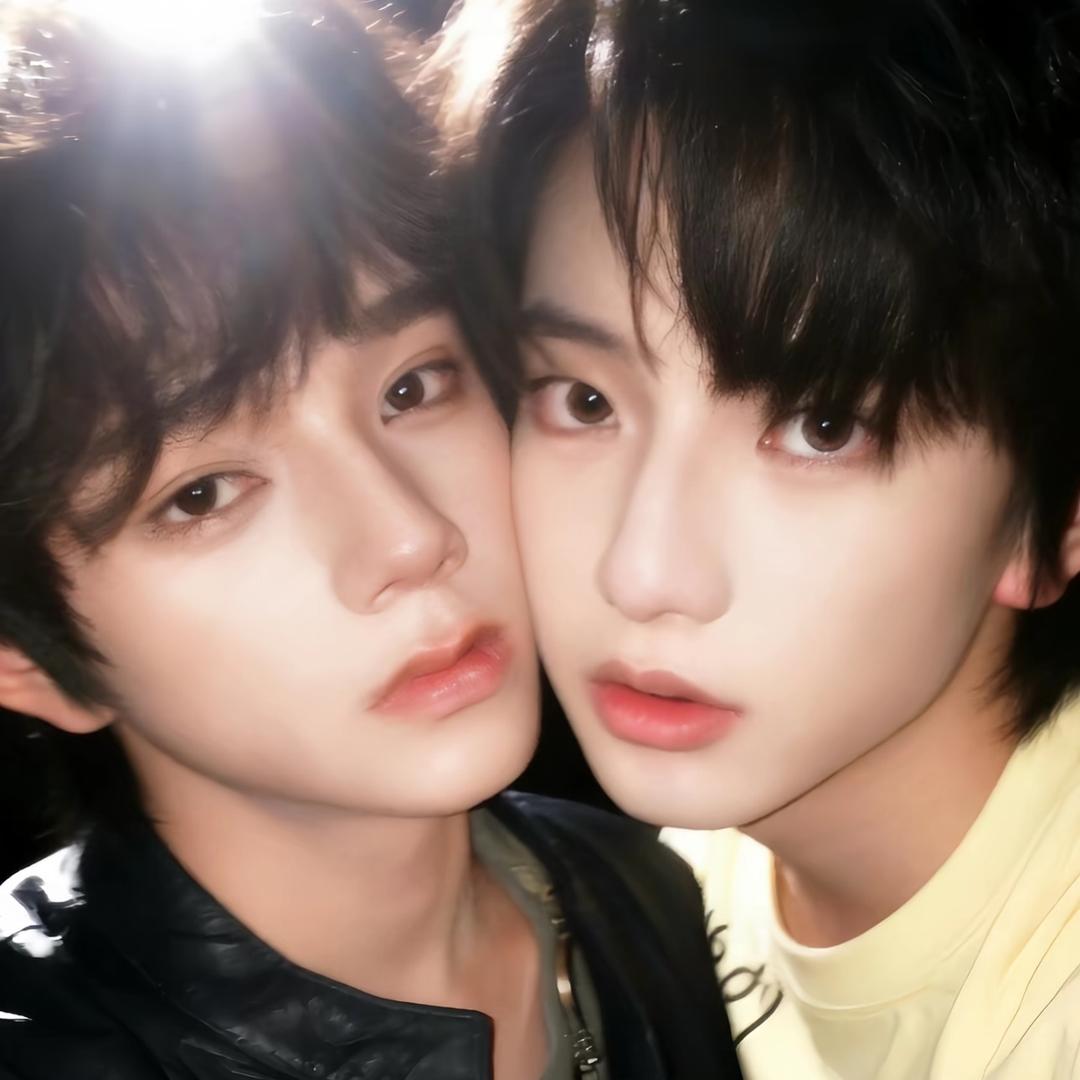 ʕ •ᴥ•ʔ💙🩷