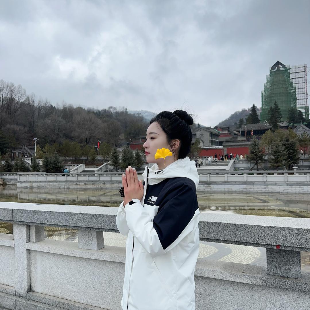 溪溪是个谜🌟
